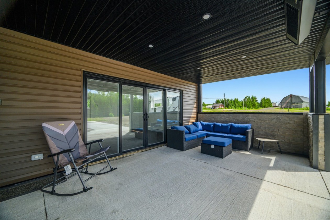 Terrasse — 224, 4e Rang O., Saint-Anaclet-de-Lessard, G0K1H0, Saint-Anaclet-de-Lessard