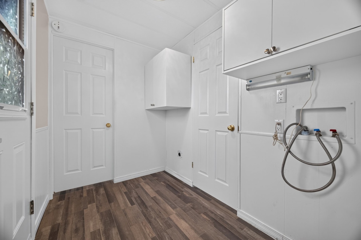 Salle de bains — 220, 4e Rang O., Saint-Anaclet-de-Lessard, G0K1H0, Saint-Anaclet-de-Lessard