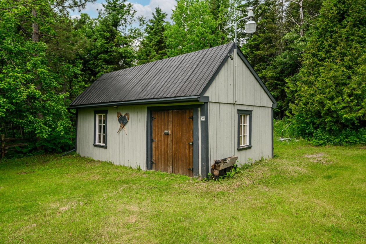Garage — 170, 1er Rang E., Saint-Paul-de-la-Croix, G0L3Z0, Saint-Paul-de-la-Croix