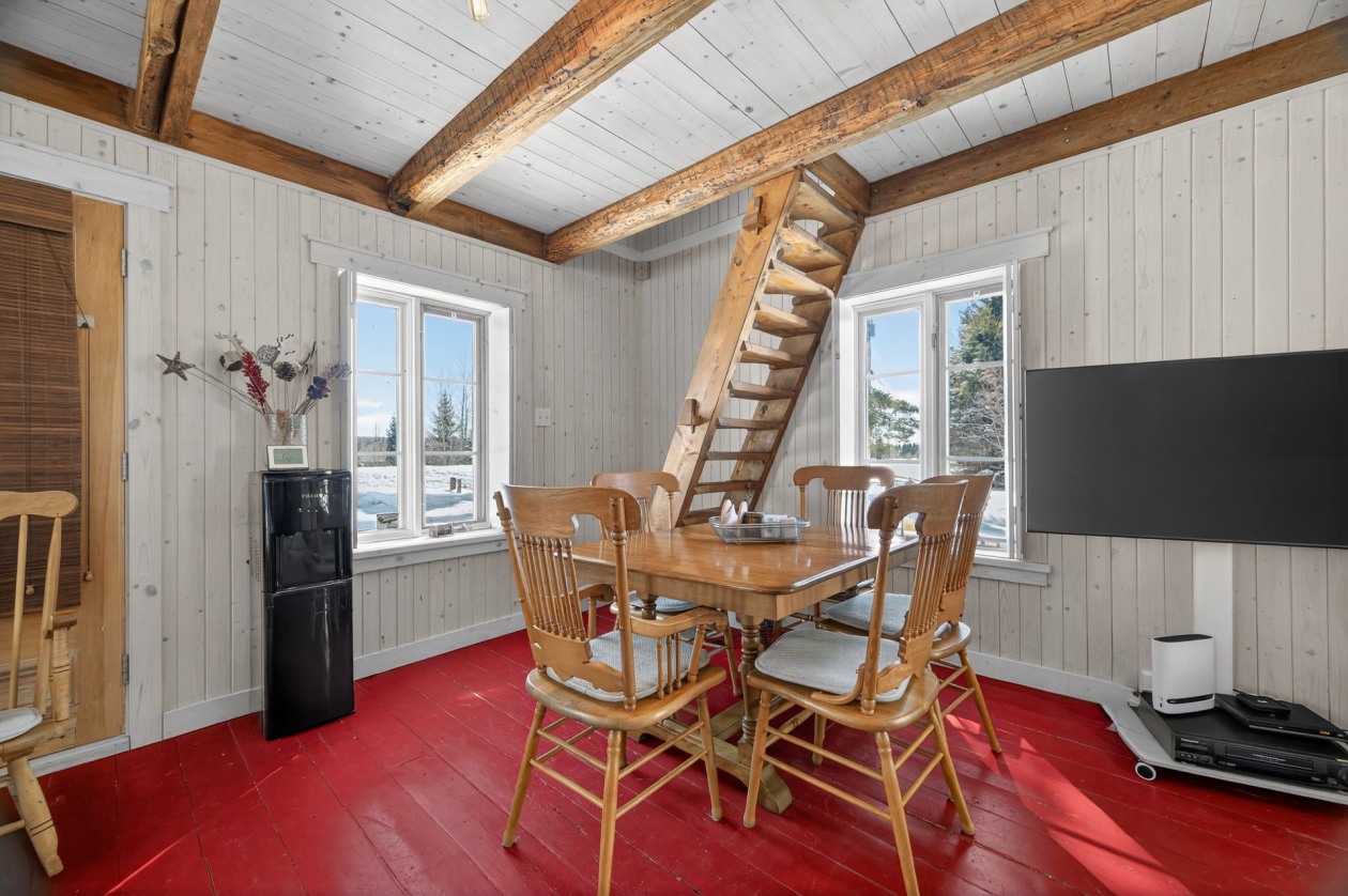Salle à manger — 170, 1er Rang E., Saint-Paul-de-la-Croix, G0L3Z0, Saint-Paul-de-la-Croix