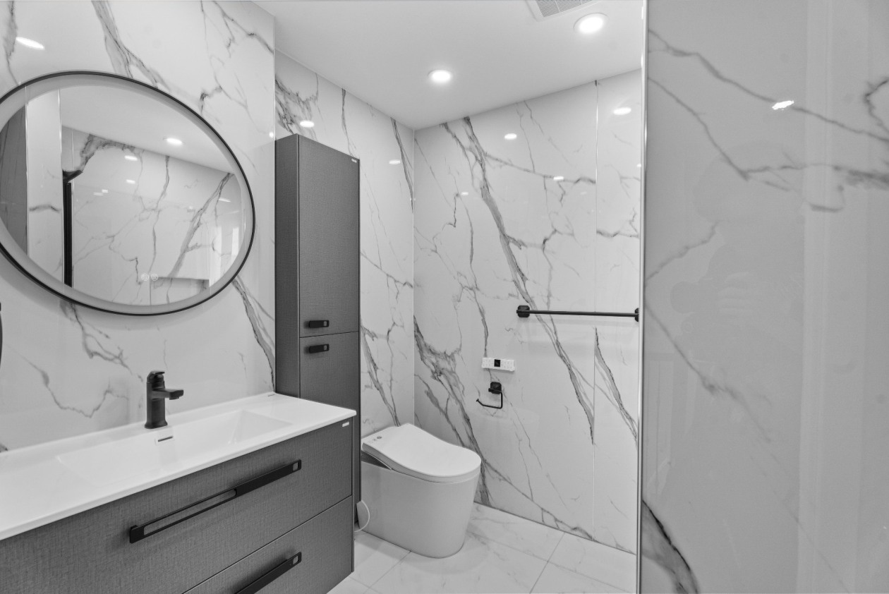 Salle de bains — 555, Tsse de la Beauce, Montréal (LaSalle), H8R2W9, Montréal (LaSalle)