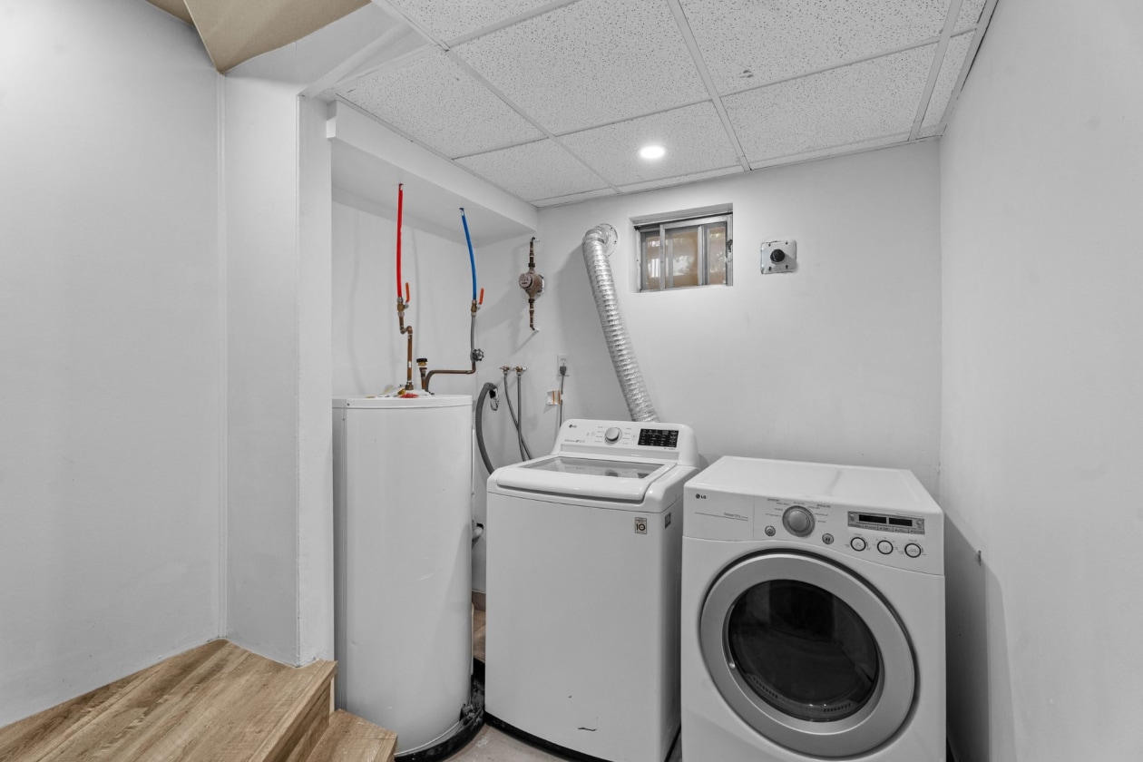 Salle de lavage — 555, Tsse de la Beauce, Montréal (LaSalle), H8R2W9, Montréal (LaSalle)