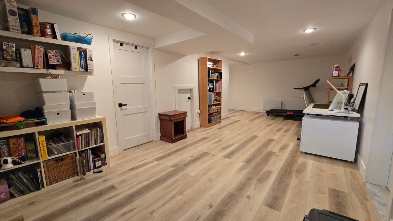 Salle familiale — 118, Rue Bedford, Baie-d'Urfé, H9X3A1, Baie-d'Urfé