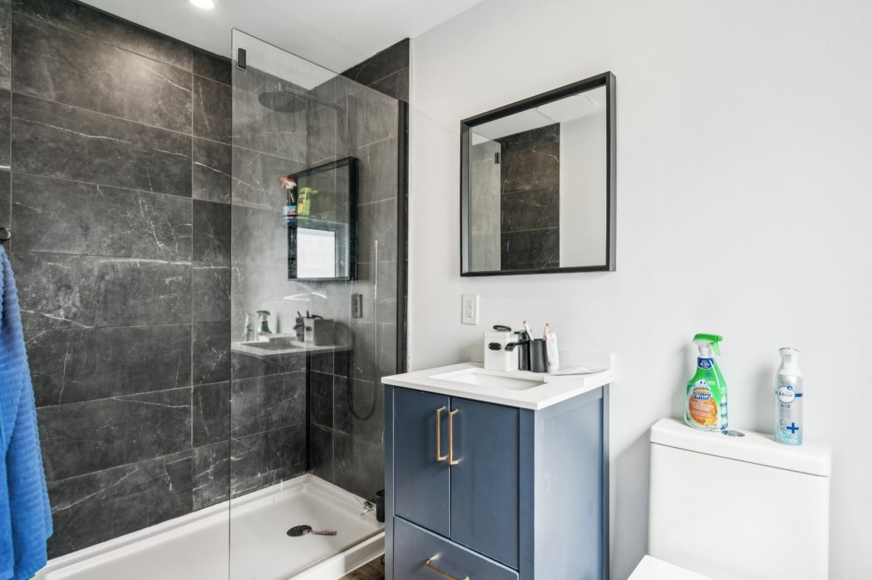 Salle de bains — 503, Boul. Strathmore, Dorval, H9P2A1, Dorval