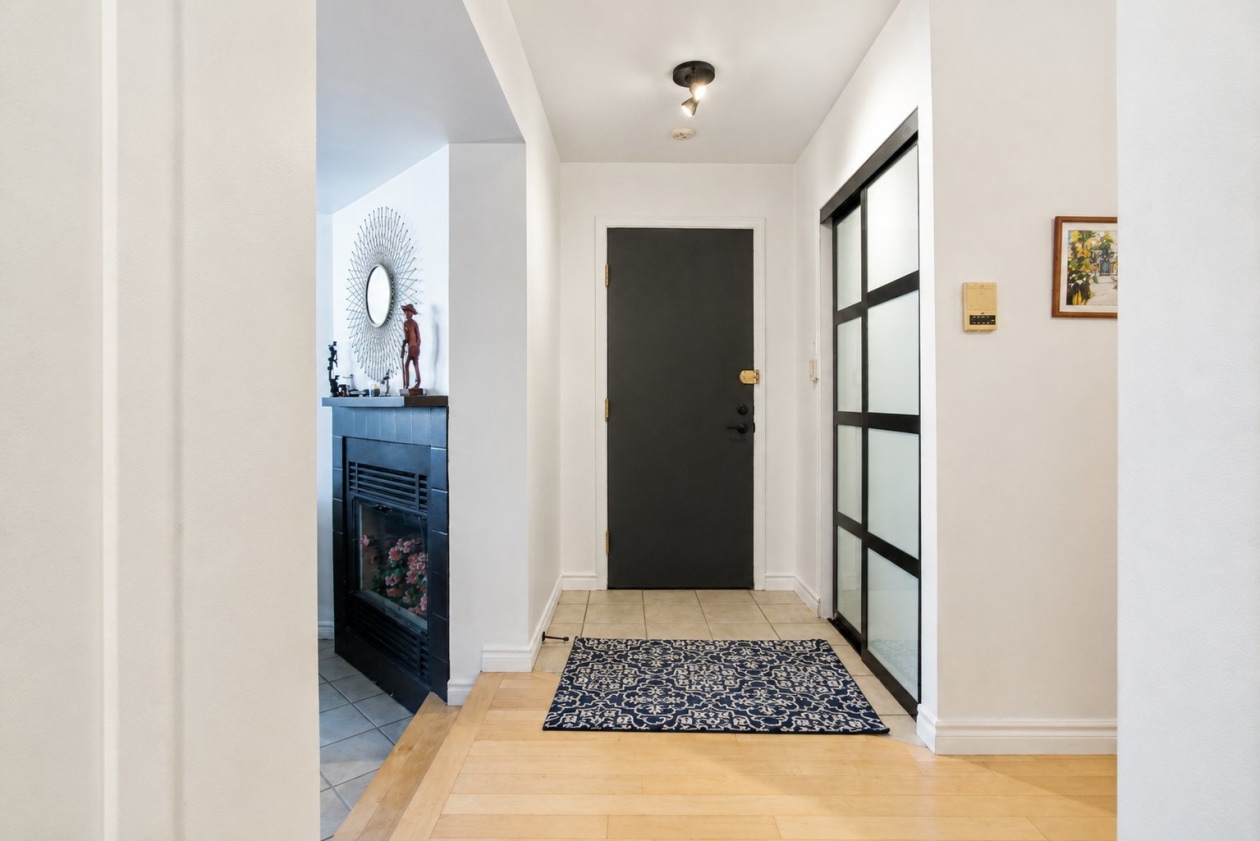 Corridor — 776, Av. Ampère, 2, Laval (Laval-des-Rapides), H7N6G7, Laval (Laval-des-Rapides)