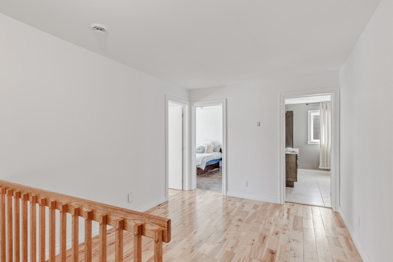 Boudoir — 106, Rue de l'Adamas, Saint-Colomban, J5K2C7, Saint-Colomban