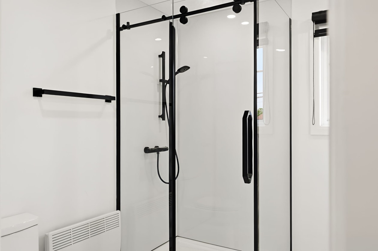 Salle de bains — 1648, Rue St-Olivier, L'Ancienne-Lorette, G2E2P1, L'Ancienne-Lorette