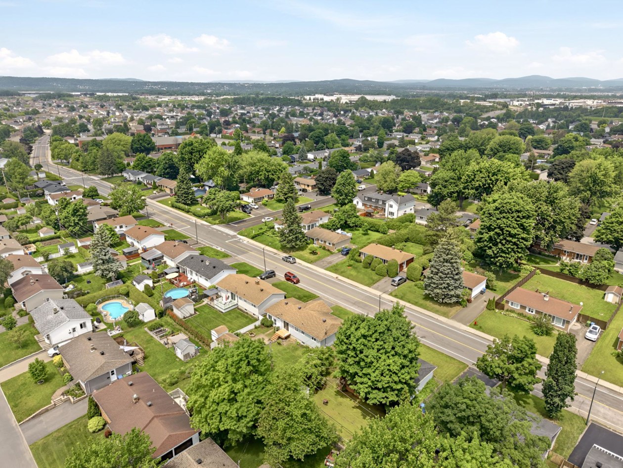 Photo 2 — 1648, Rue St-Olivier, L'Ancienne-Lorette, G2E2P1, L'Ancienne-Lorette