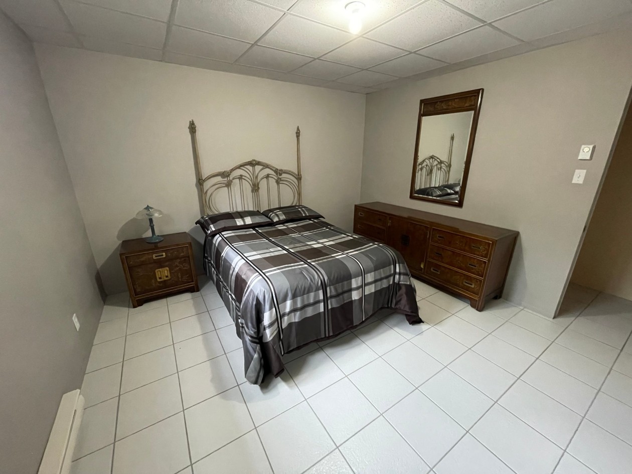 Chambre à coucher — 983, Boul. de l'Anse, Roberval, G8H2N1, Roberval