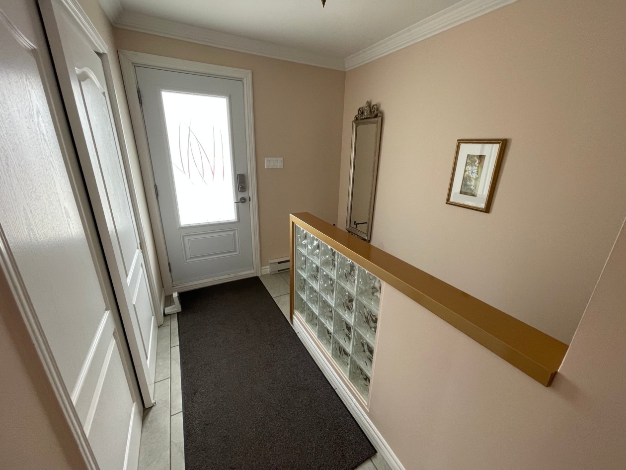 Hall d'entrée — 983, Boul. de l'Anse, Roberval, G8H2N1, Roberval