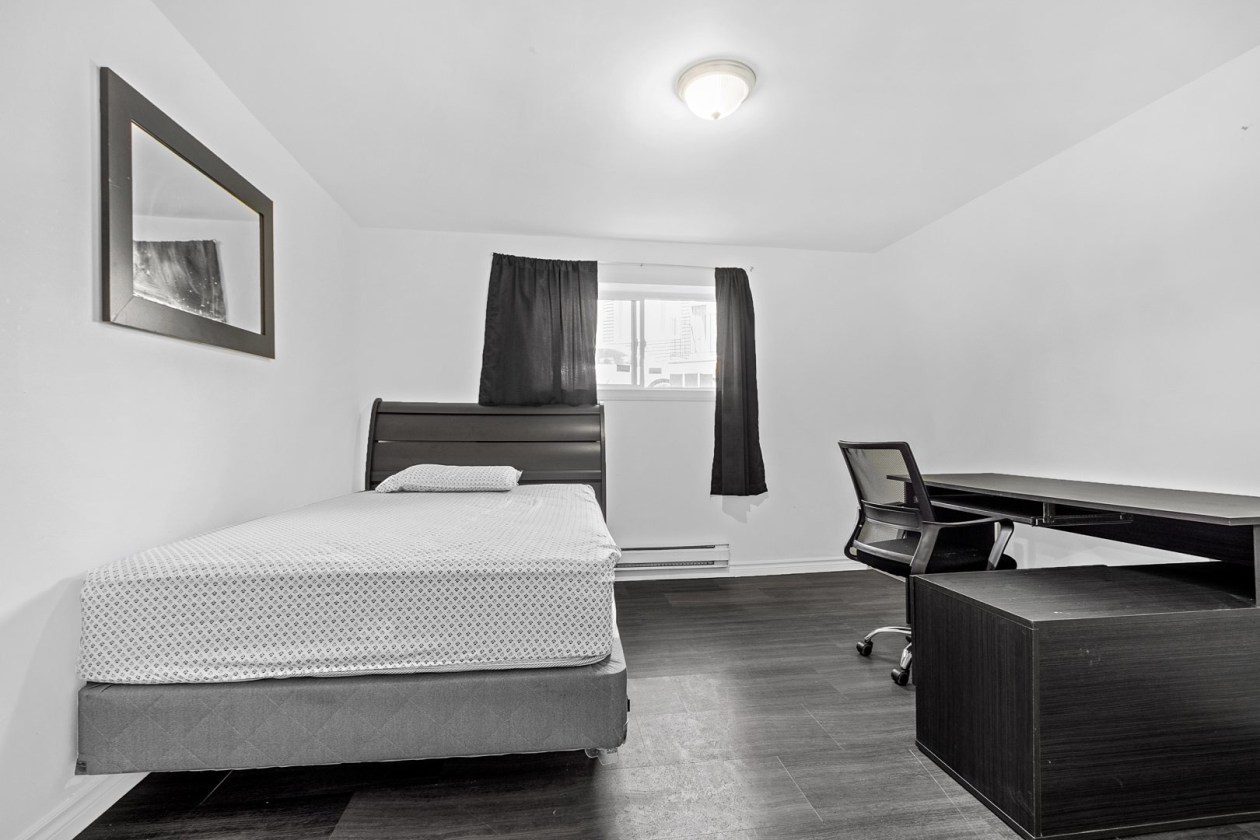 Chambre à coucher — 938, Boul. Louis-XIV, Québec (Charlesbourg ), G1H7G4, Québec (Charlesbourg )