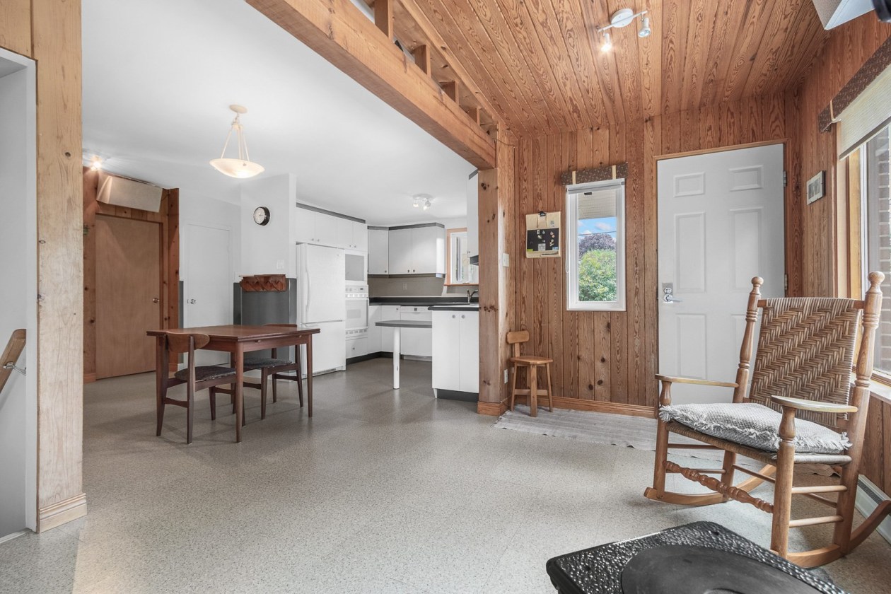 Verrière — 1448, Rue du Zéphyr, Québec (Sainte-Foy/Sillery/Cap-Rouge), G2G1N5, Québec (Sainte-Foy/Sillery/Cap-Rouge)