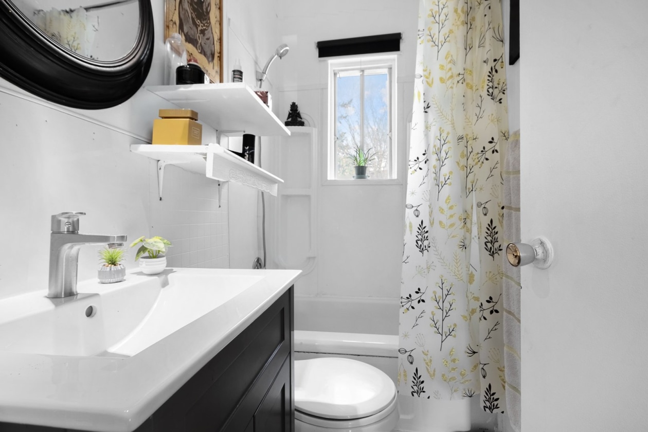 Salle de bains — 129 - 131, 58e Rue E., Québec (Charlesbourg ), G1H2E7, Québec (Charlesbourg )