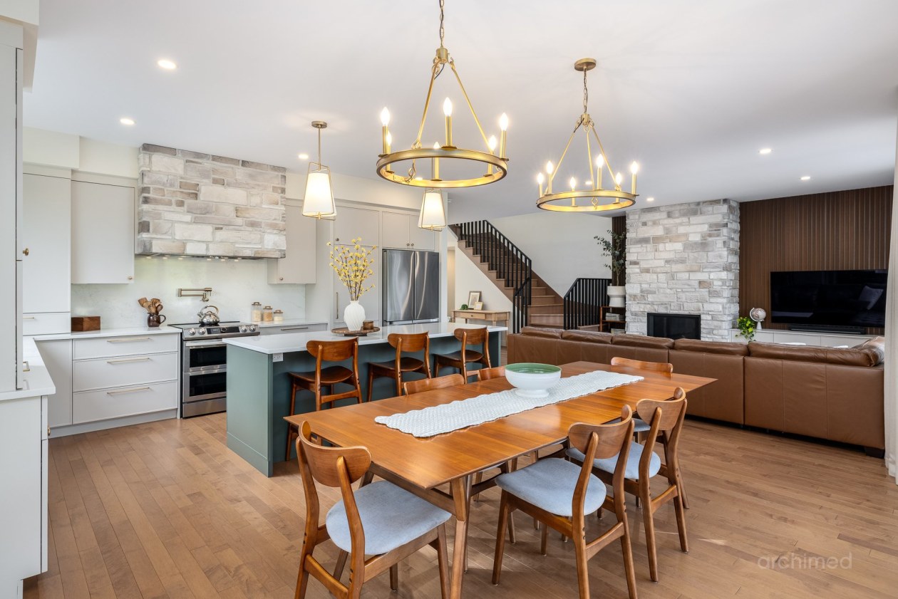 Salle à manger — 430, Rue des Pins, Saint-Bruno-de-Montarville, J3V2S5, Saint-Bruno-de-Montarville