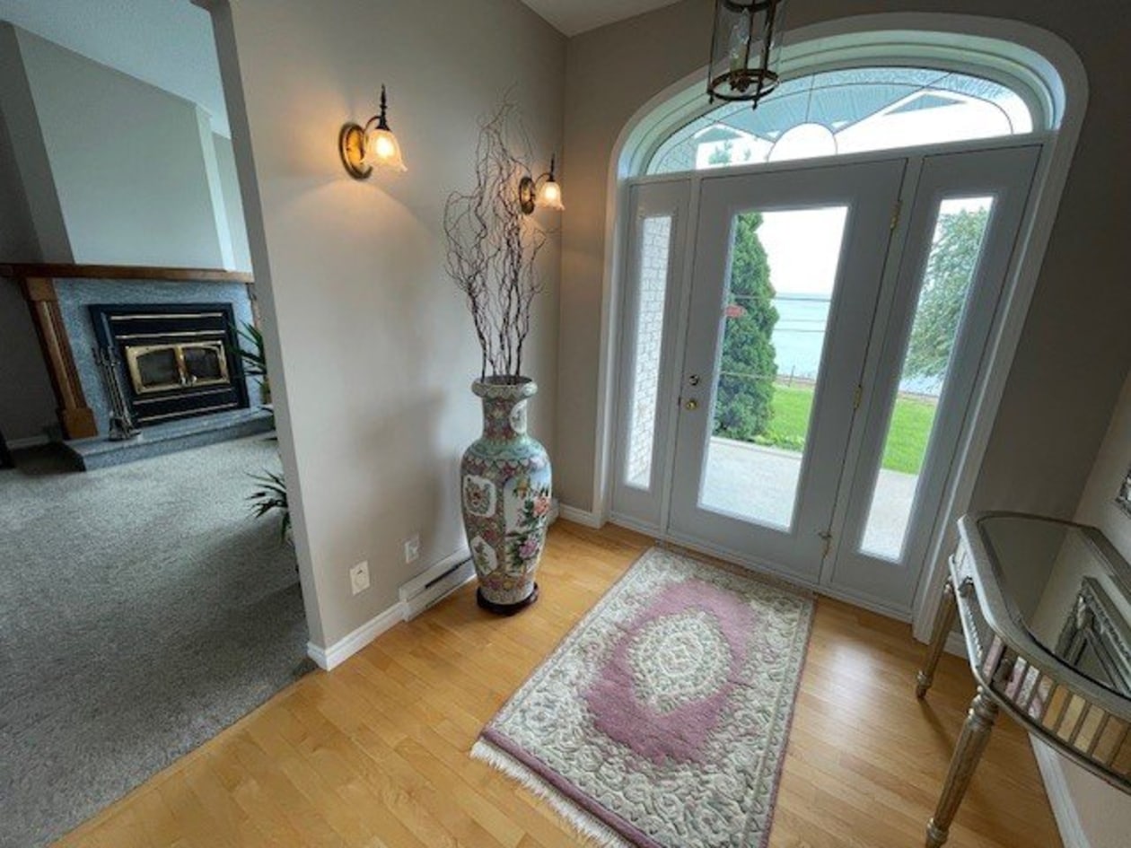 Hall d'entrée — 983, Boul. de l'Anse, Roberval, G8H2N1, Roberval