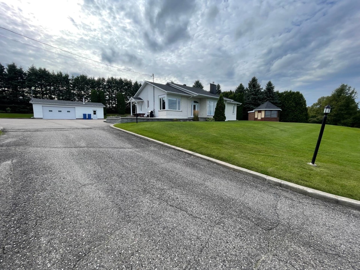 Extérieur — 983, Boul. de l'Anse, Roberval, G8H2N1, Roberval