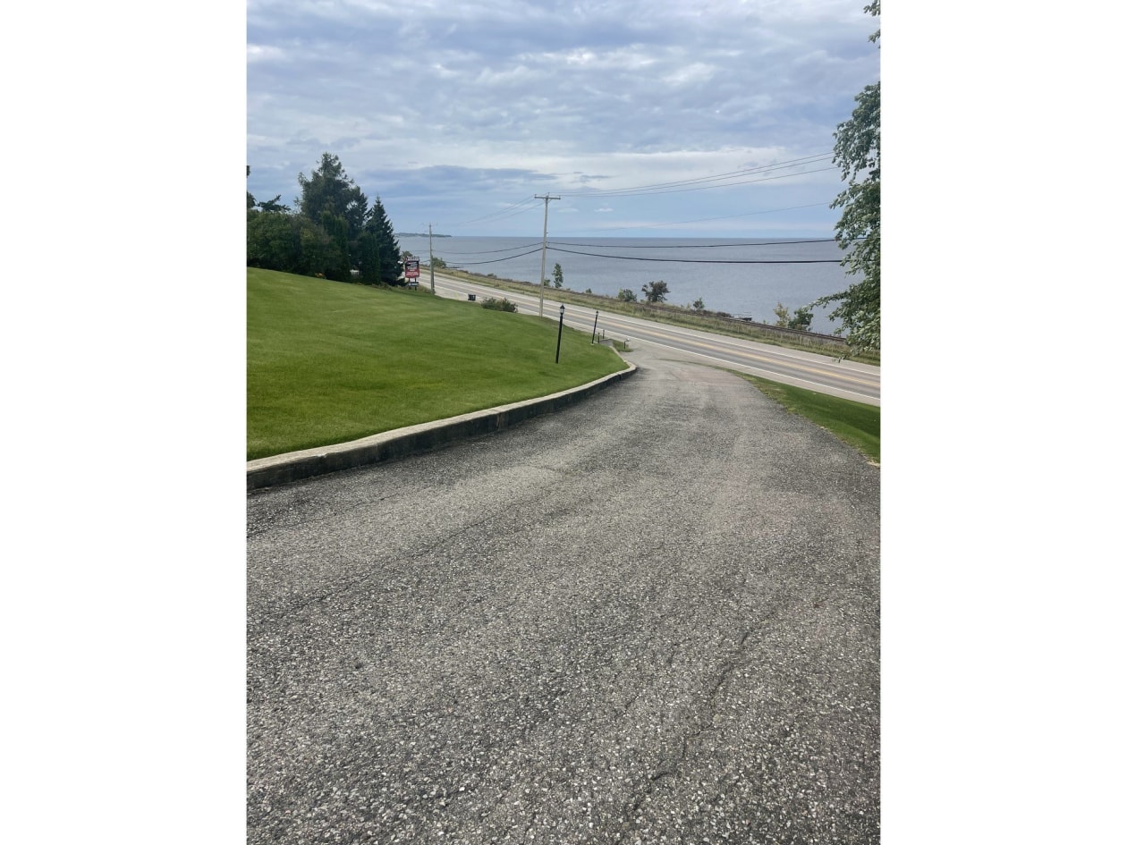 Extérieur — 983, Boul. de l'Anse, Roberval, G8H2N1, Roberval