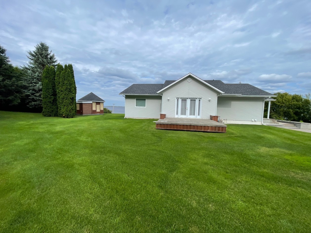 Face arrière — 983, Boul. de l'Anse, Roberval, G8H2N1, Roberval