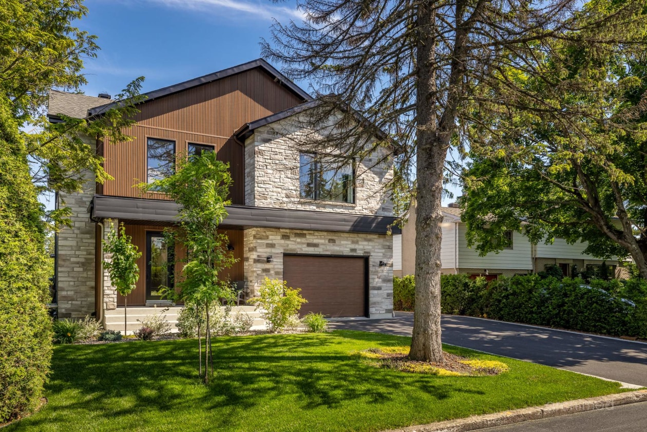 Façade — 430, Rue des Pins, Saint-Bruno-de-Montarville, J3V2S5, Saint-Bruno-de-Montarville
