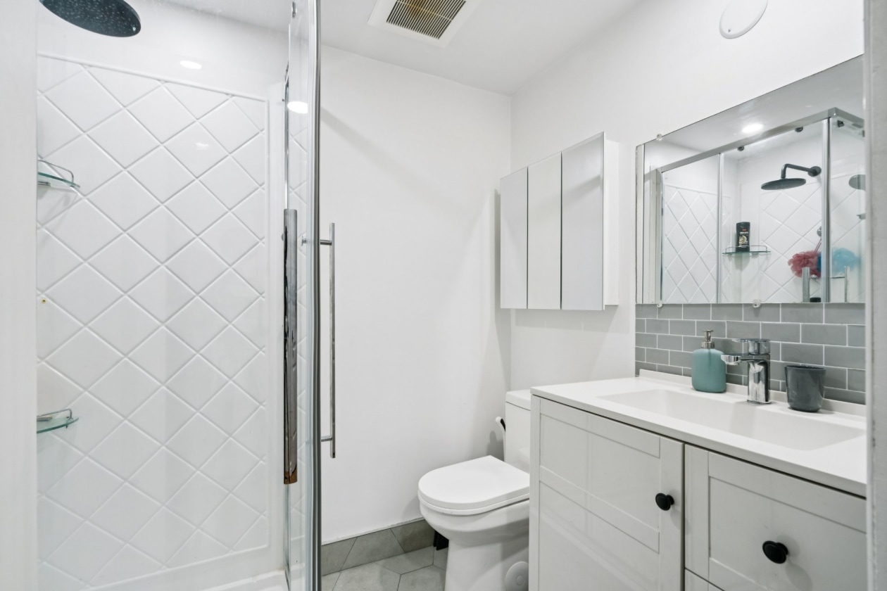 Salle de bains — 4960, Rue Wilfrid, Montréal (Pierrefonds-Roxboro), H8Y3J6, Montréal (Pierrefonds-Roxboro)