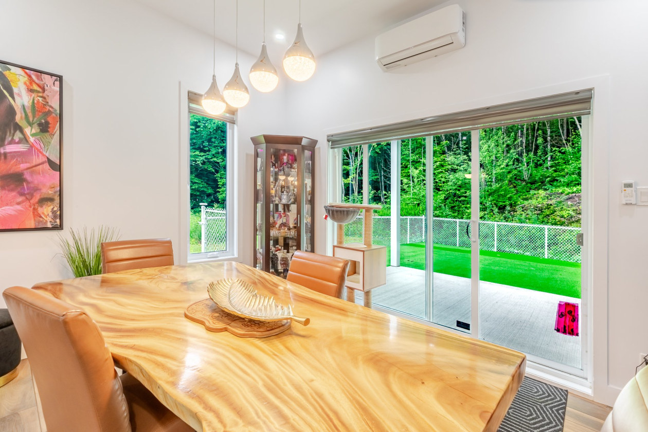 Salle à manger — 3066, Boul. Talbot, Stoneham-et-Tewkesbury, G3C1L1, Stoneham-et-Tewkesbury