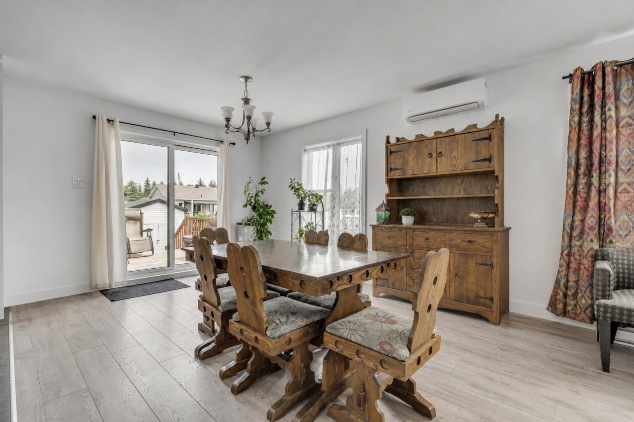 Salle à manger — 298, Rue Desrochers, Sainte-Croix, G0S2H0, Sainte-Croix