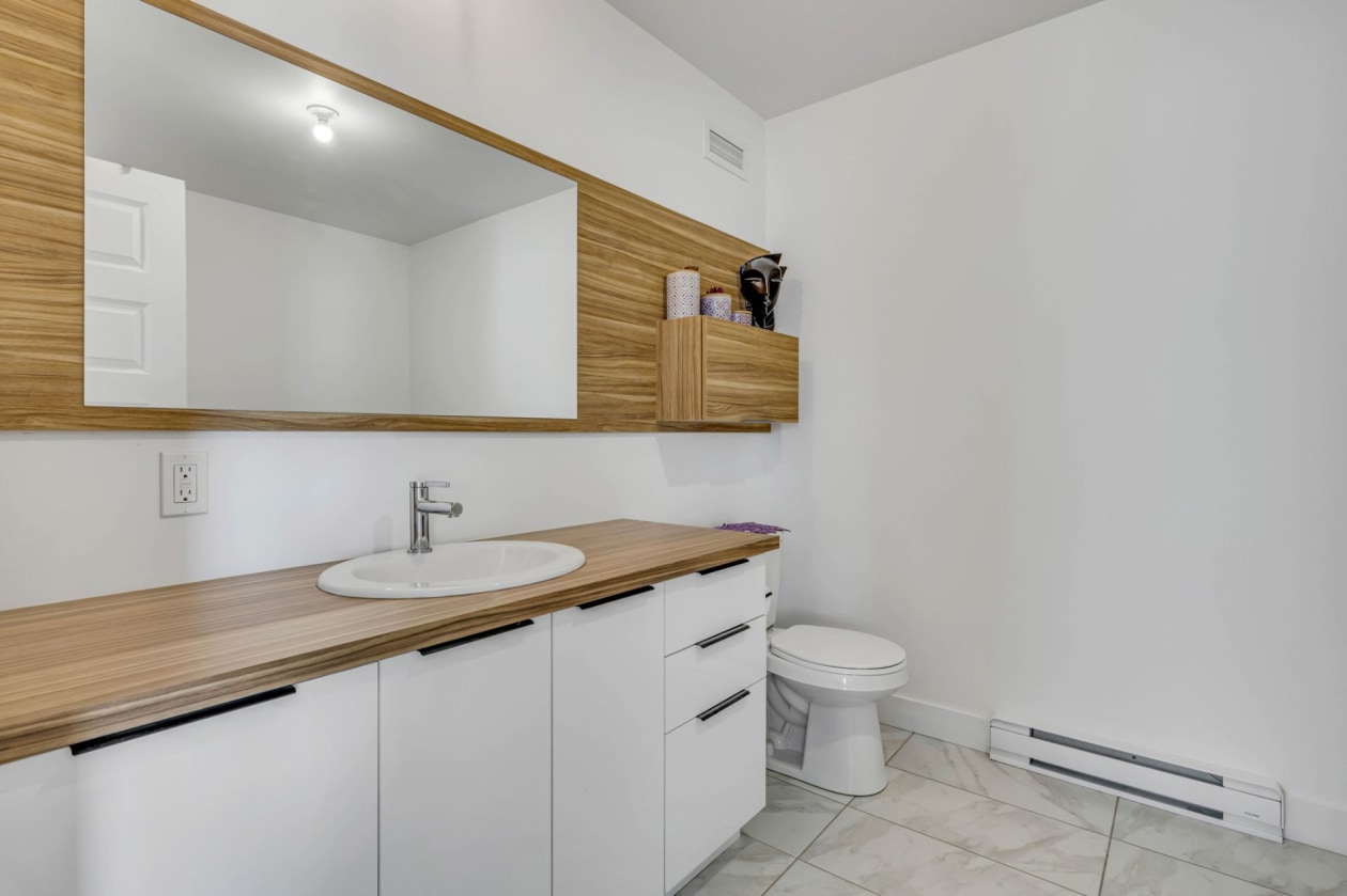 Salle de bains — 298, Rue Desrochers, Sainte-Croix, G0S2H0, Sainte-Croix