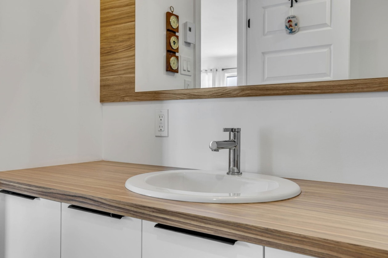Salle de bains — 298, Rue Desrochers, Sainte-Croix, G0S2H0, Sainte-Croix