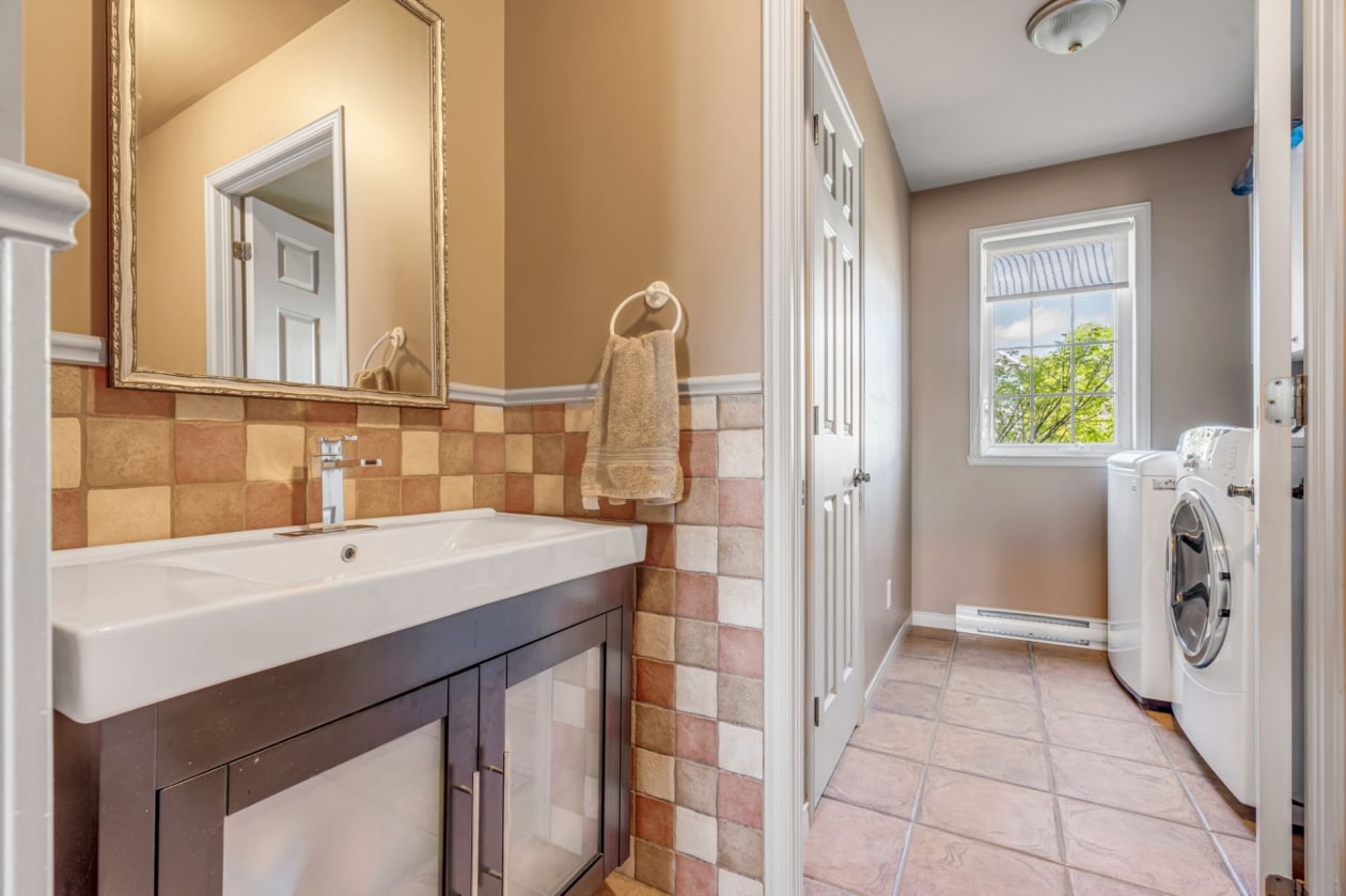 Salle de lavage — 452, Rue des Artisans, Saint-Augustin-de-Desmaures, G3A2X8, Saint-Augustin-de-Desmaures