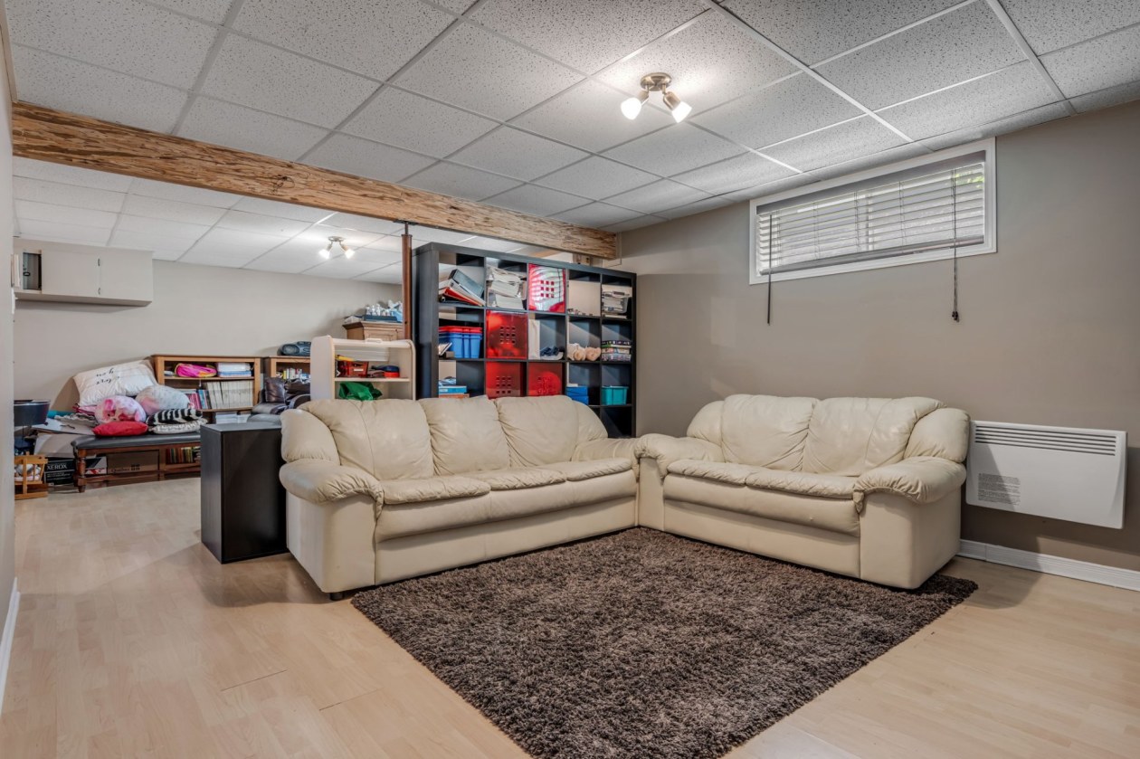 Salle familiale — 452, Rue des Artisans, Saint-Augustin-de-Desmaures, G3A2X8, Saint-Augustin-de-Desmaures
