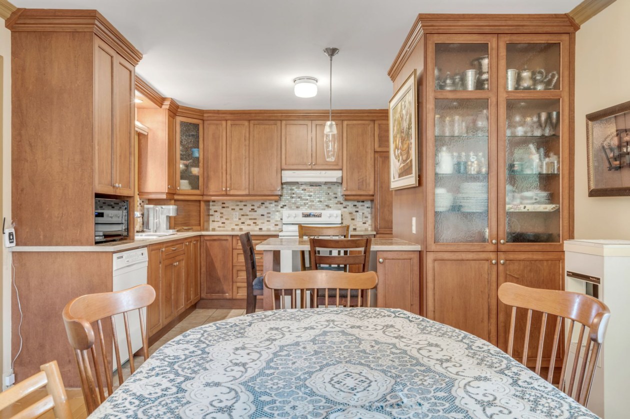 Photo 5 — 1323, Av. Lavigerie, Québec (Sainte-Foy/Sillery/Cap-Rouge), G1W3X4, Québec (Sainte-Foy/Sillery/Cap-Rouge)