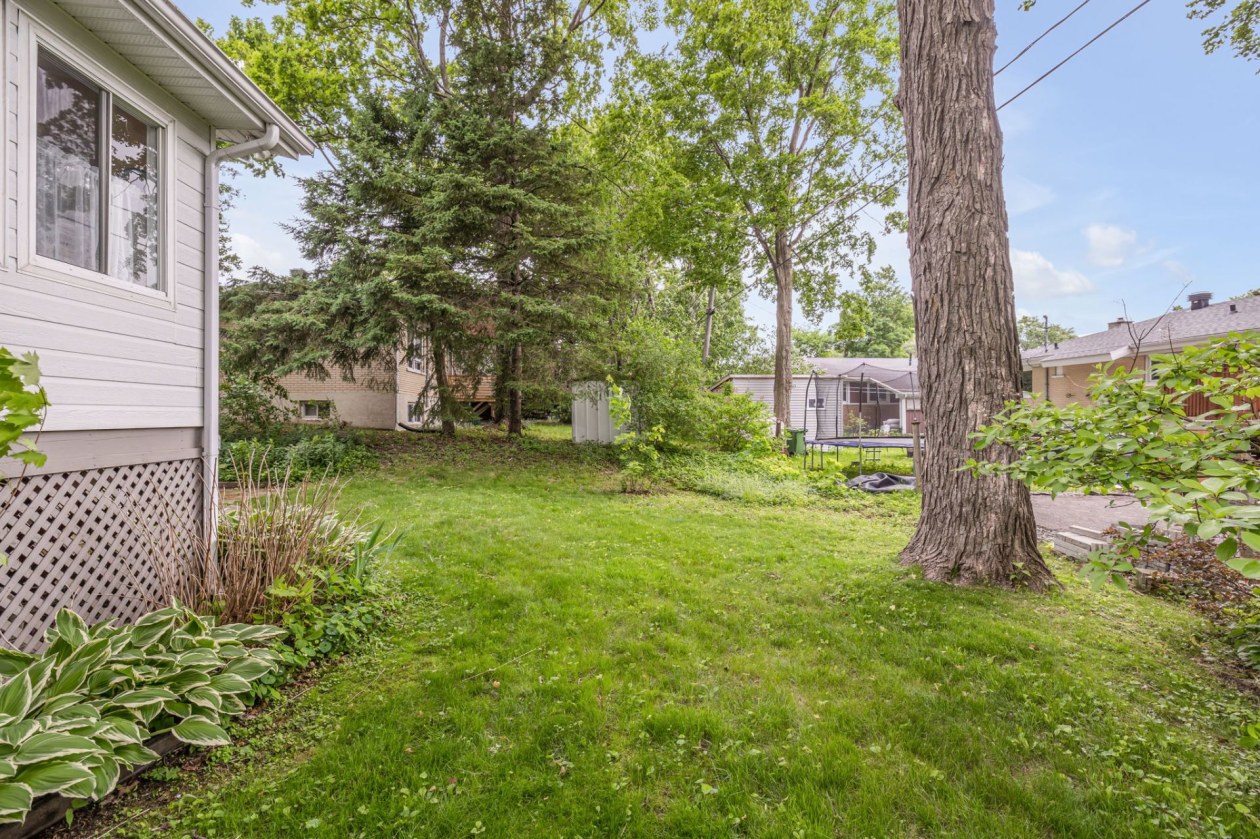 Extérieur — 1323, Av. Lavigerie, Québec (Sainte-Foy/Sillery/Cap-Rouge), G1W3X4, Québec (Sainte-Foy/Sillery/Cap-Rouge)