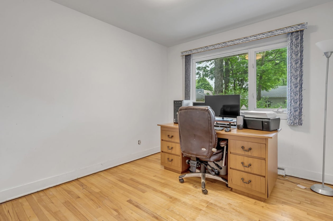 Chambre à coucher — 1323, Av. Lavigerie, Québec (Sainte-Foy/Sillery/Cap-Rouge), G1W3X4, Québec (Sainte-Foy/Sillery/Cap-Rouge)