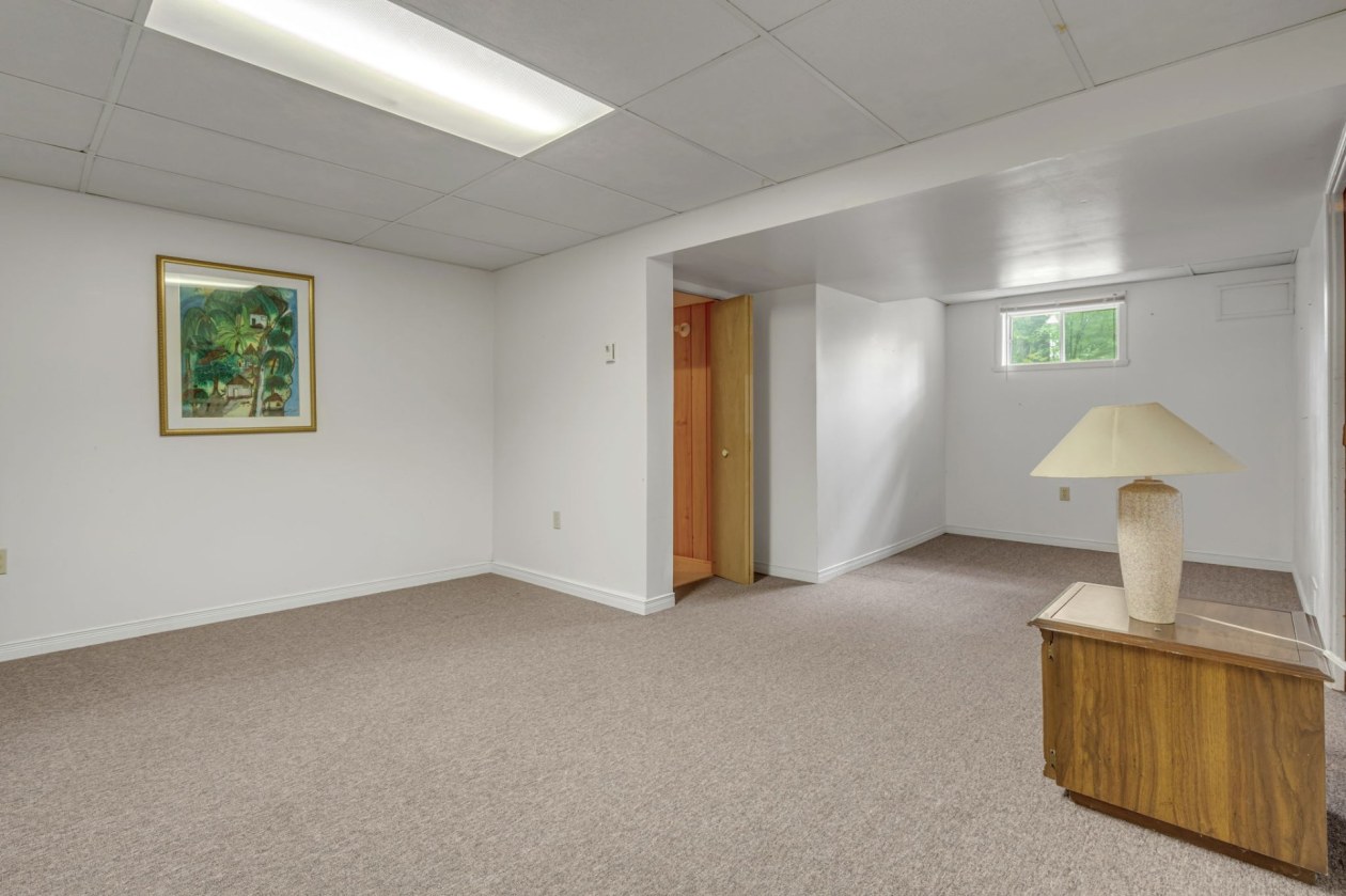 Chambre à coucher — 1323, Av. Lavigerie, Québec (Sainte-Foy/Sillery/Cap-Rouge), G1W3X4, Québec (Sainte-Foy/Sillery/Cap-Rouge)