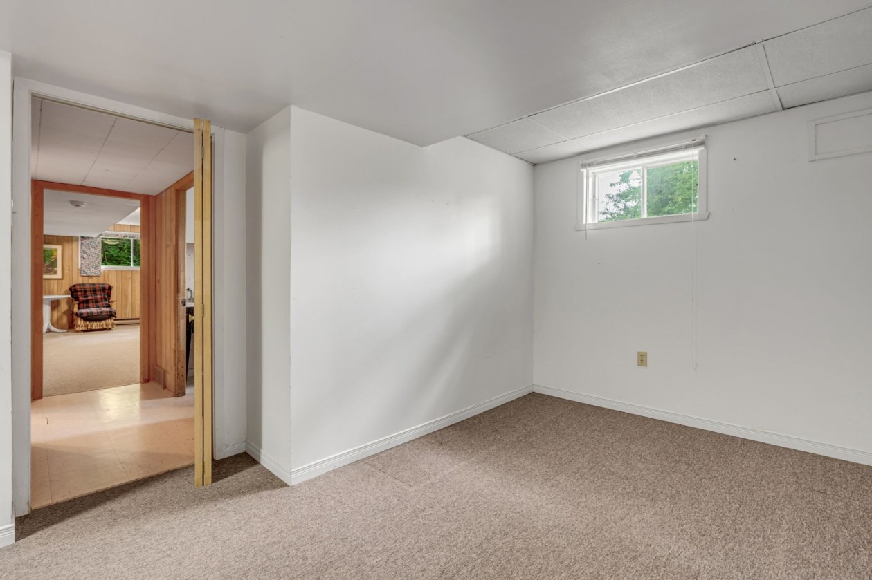 Chambre à coucher — 1323, Av. Lavigerie, Québec (Sainte-Foy/Sillery/Cap-Rouge), G1W3X4, Québec (Sainte-Foy/Sillery/Cap-Rouge)