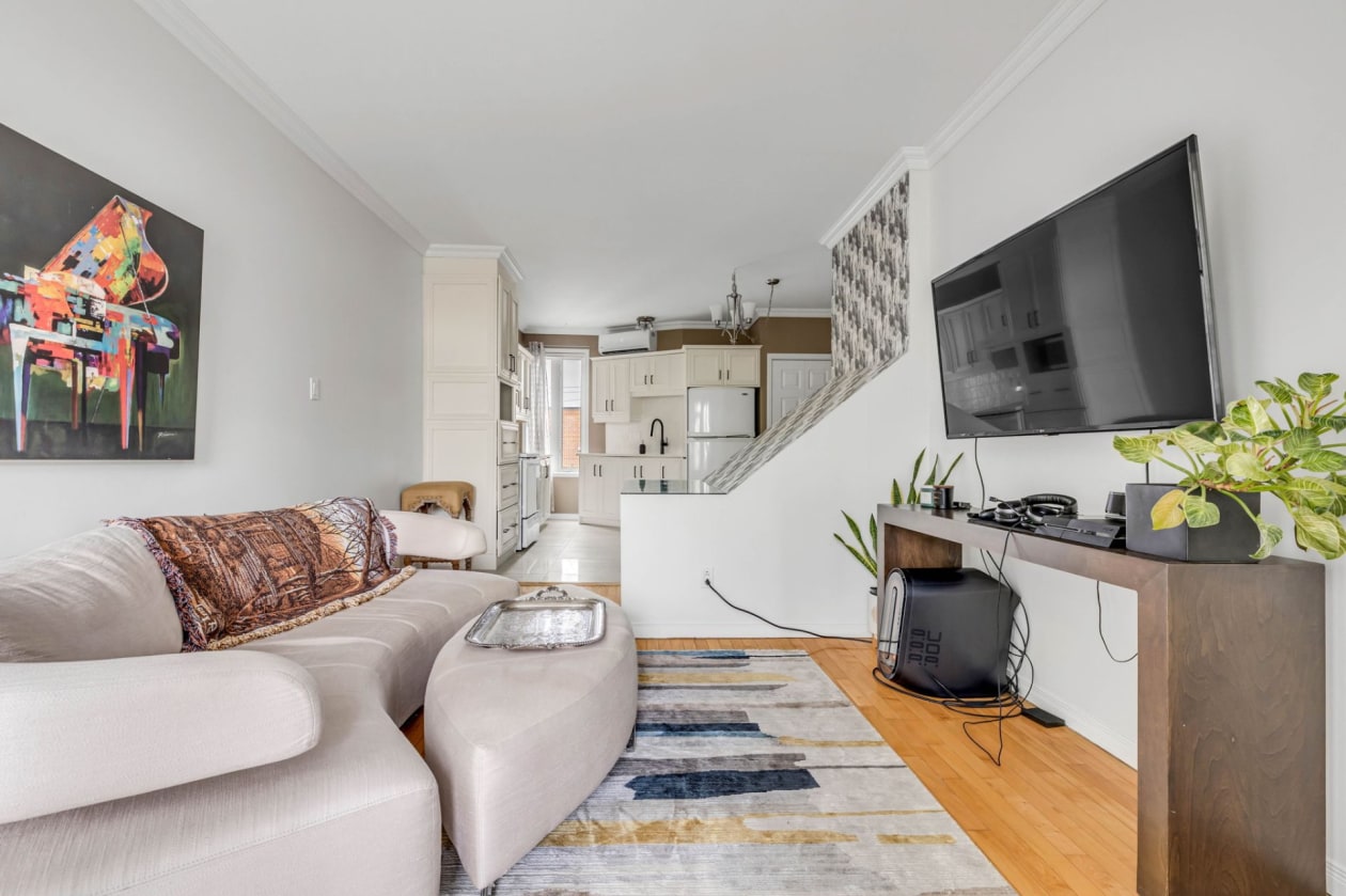 Salon — 460, Boul. René-Lévesque O., 1, Québec (La Cité-Limoilou), G1S1S4, Québec (La Cité-Limoilou)