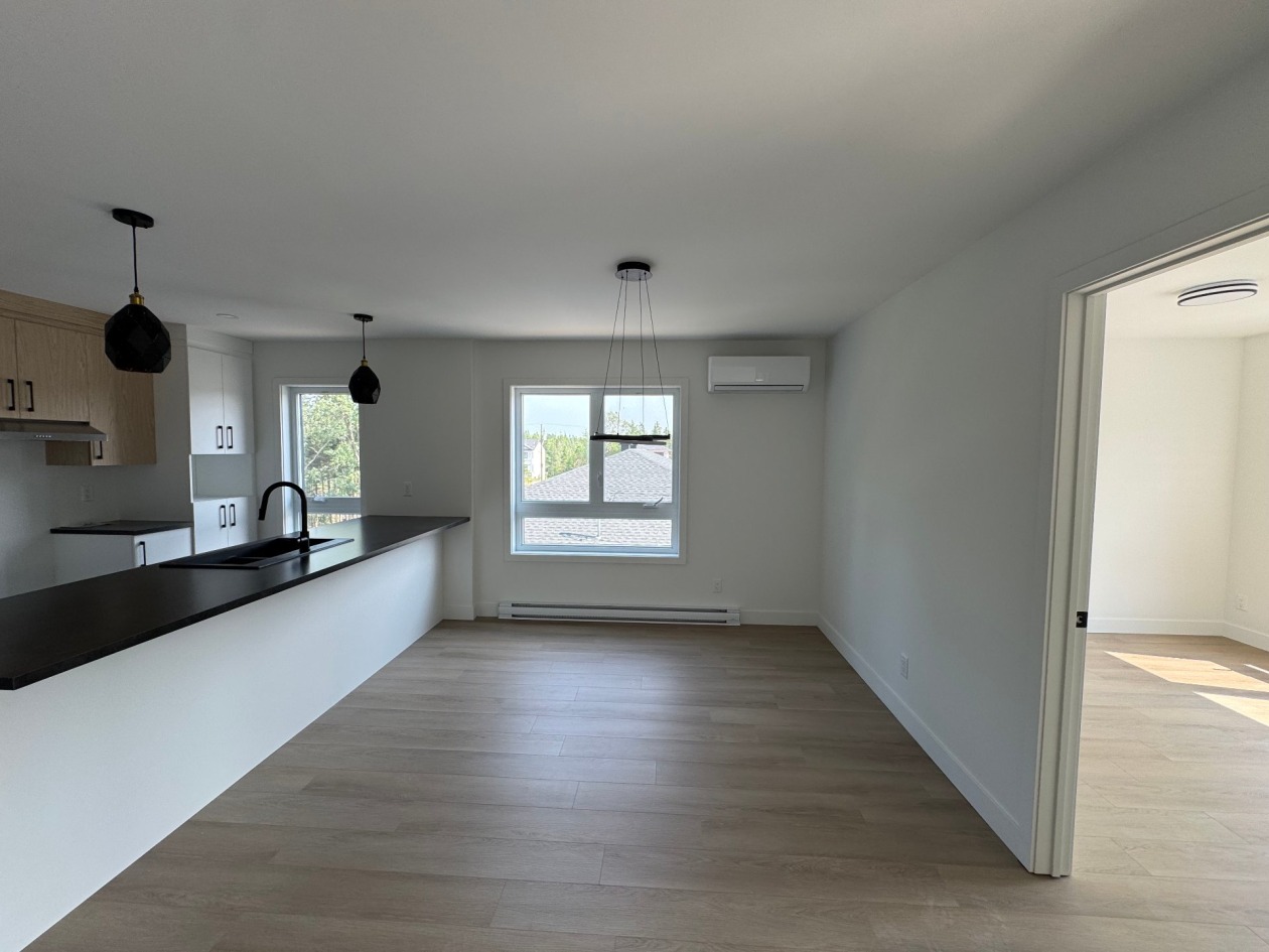 Salle à manger — 18, Rue des Lilas, 1, Pont-Rouge, G3H0K8, Pont-Rouge