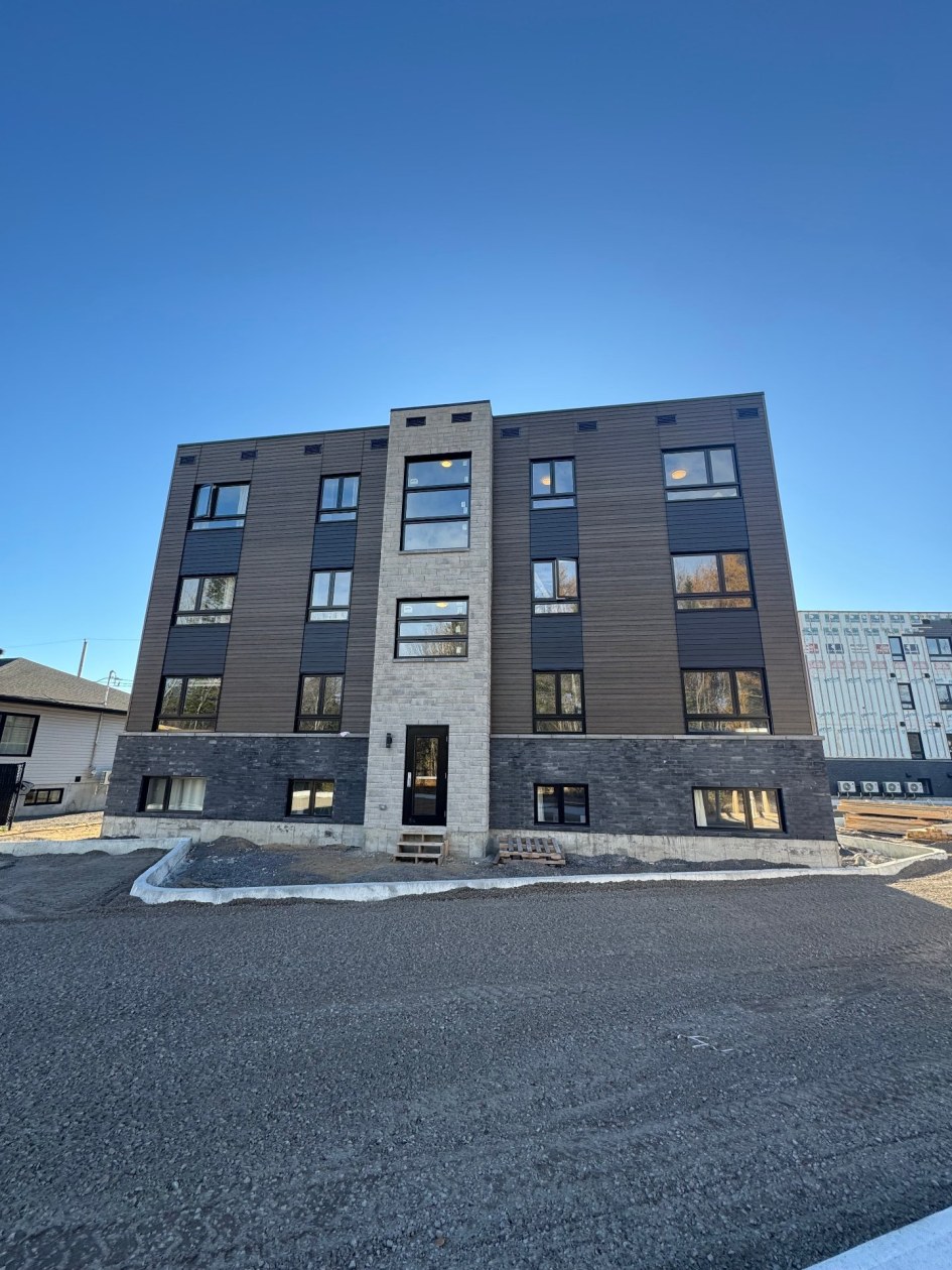 Façade — 18, Rue des Lilas, 1, Pont-Rouge, G3H0K8, Pont-Rouge