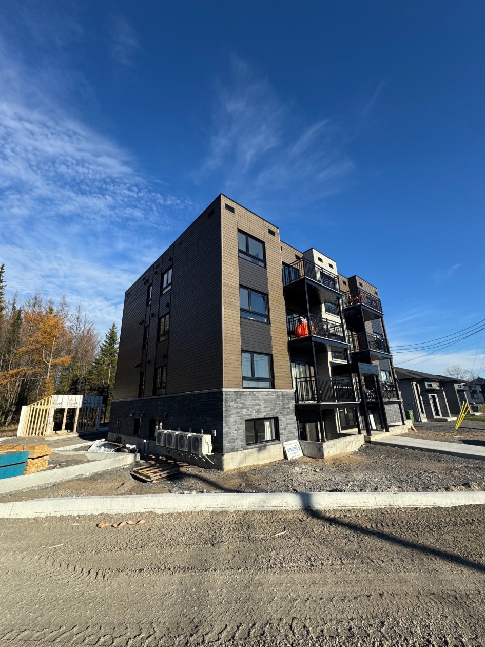 Façade — 18, Rue des Lilas, 1, Pont-Rouge, G3H0K8, Pont-Rouge
