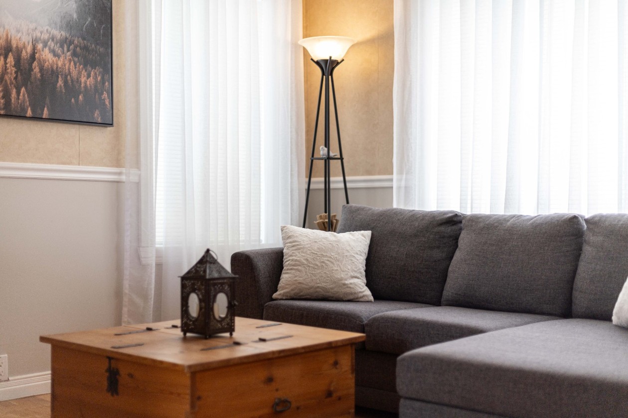Salon — 37, Ch. St-Gérard, Rimouski, G5N5G4, Rimouski