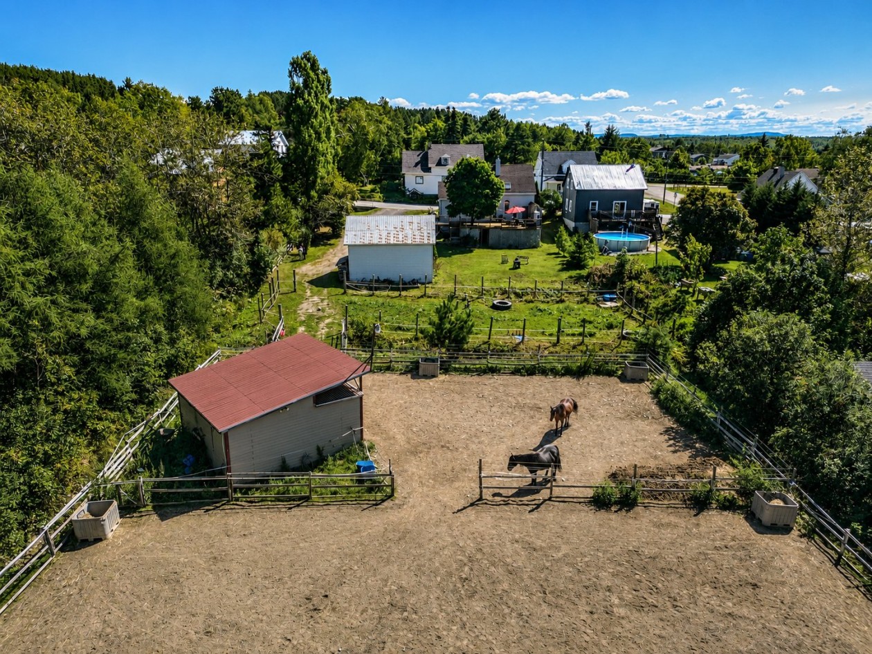 Cour — 37, Ch. St-Gérard, Rimouski, G5N5G4, Rimouski