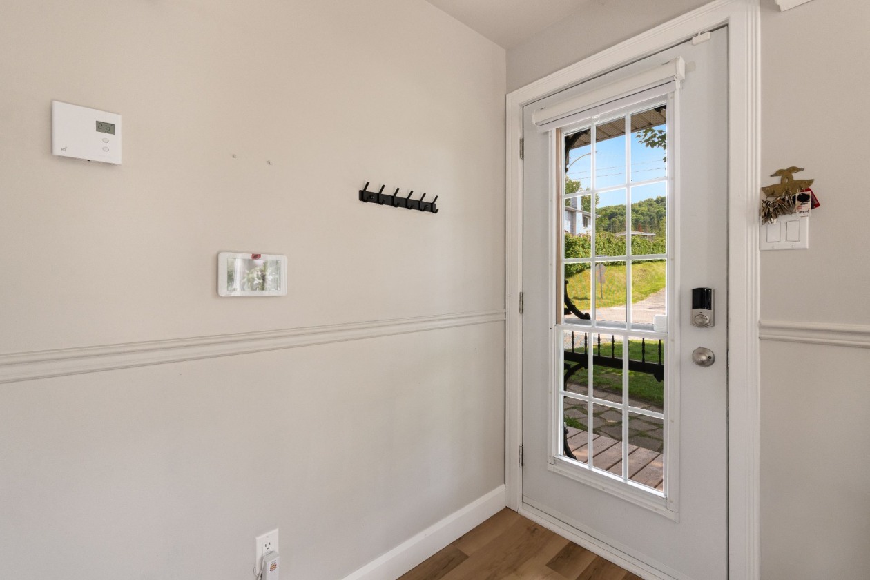 Hall d'entrée — 163, Rue Dusseault, Val-des-Sources, J1T3M3, Val-des-Sources