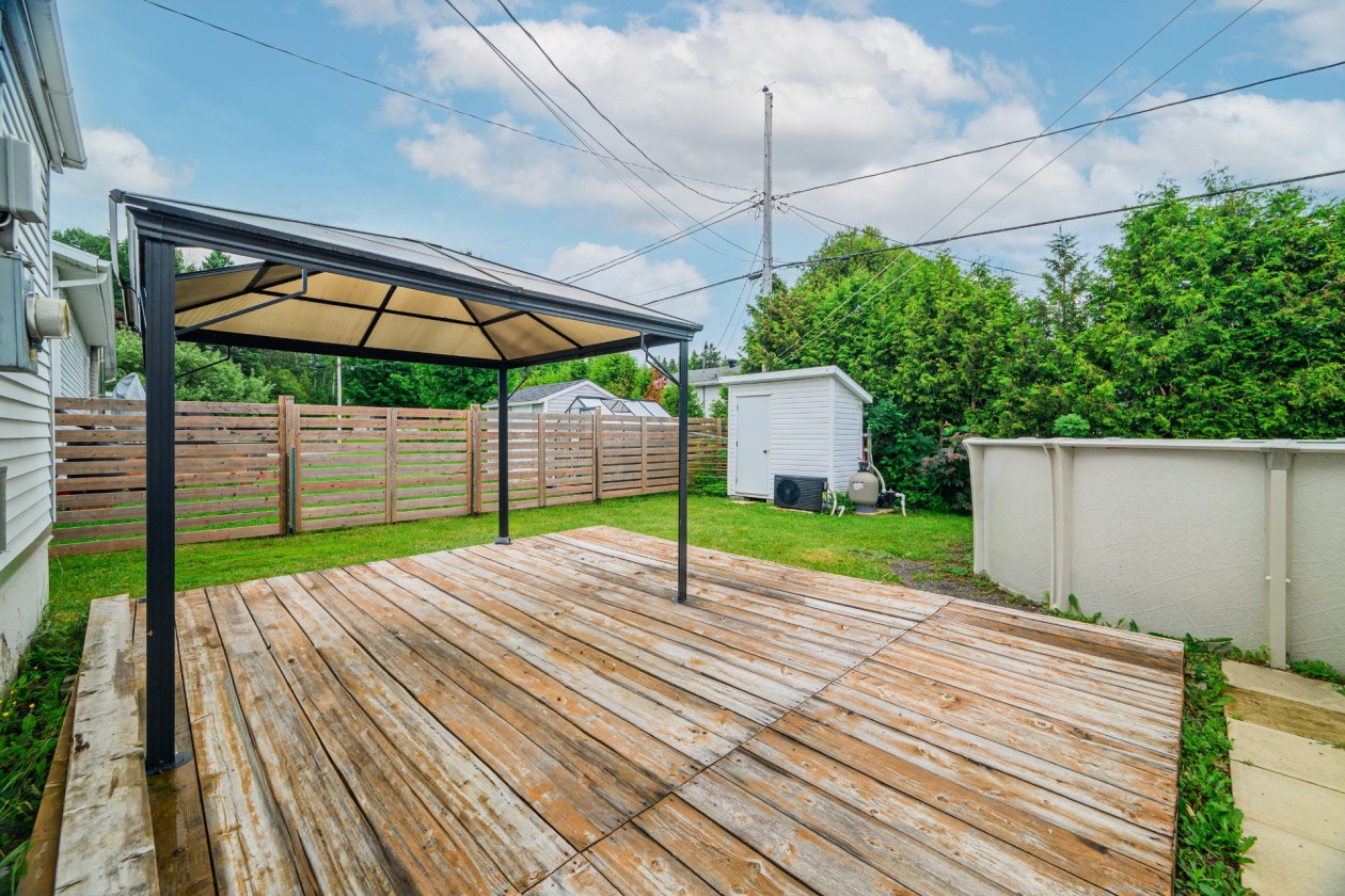 Terrasse — 31, Rue Victoria-Régis, Rimouski, G0L1B0, Rimouski