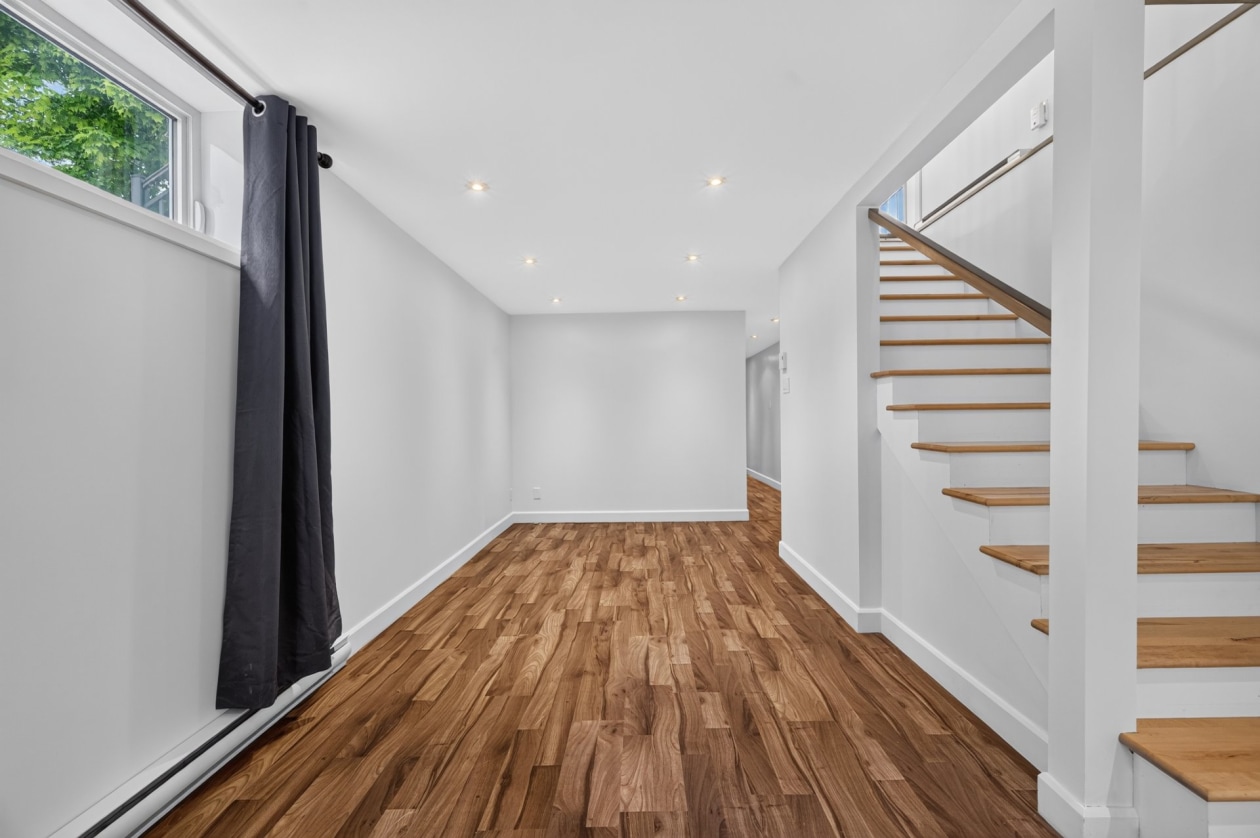 Salle familiale — 31, Rue Victoria-Régis, Rimouski, G0L1B0, Rimouski