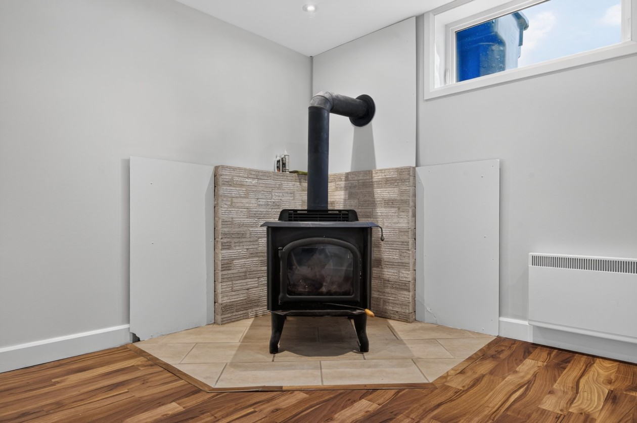 Salle familiale — 31, Rue Victoria-Régis, Rimouski, G0L1B0, Rimouski