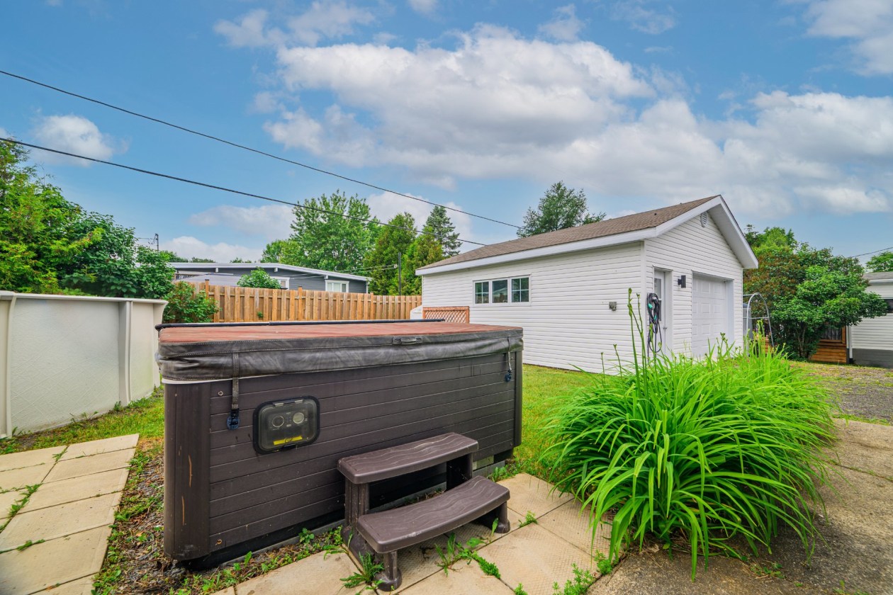 Spa — 31, Rue Victoria-Régis, Rimouski, G0L1B0, Rimouski