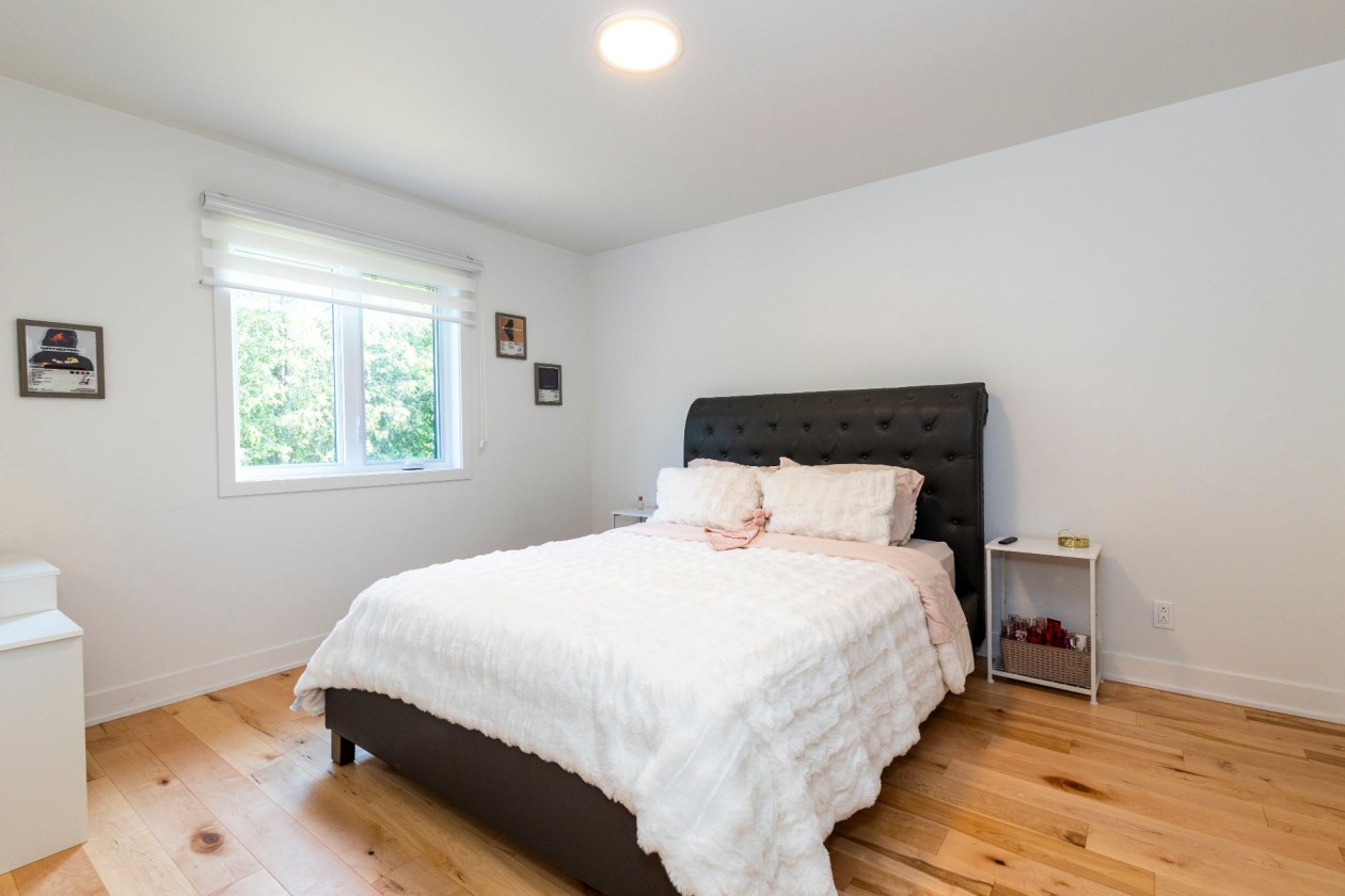 Chambre à coucher — 30, Rue Dupont O., Châteauguay, J6J1G2, Châteauguay