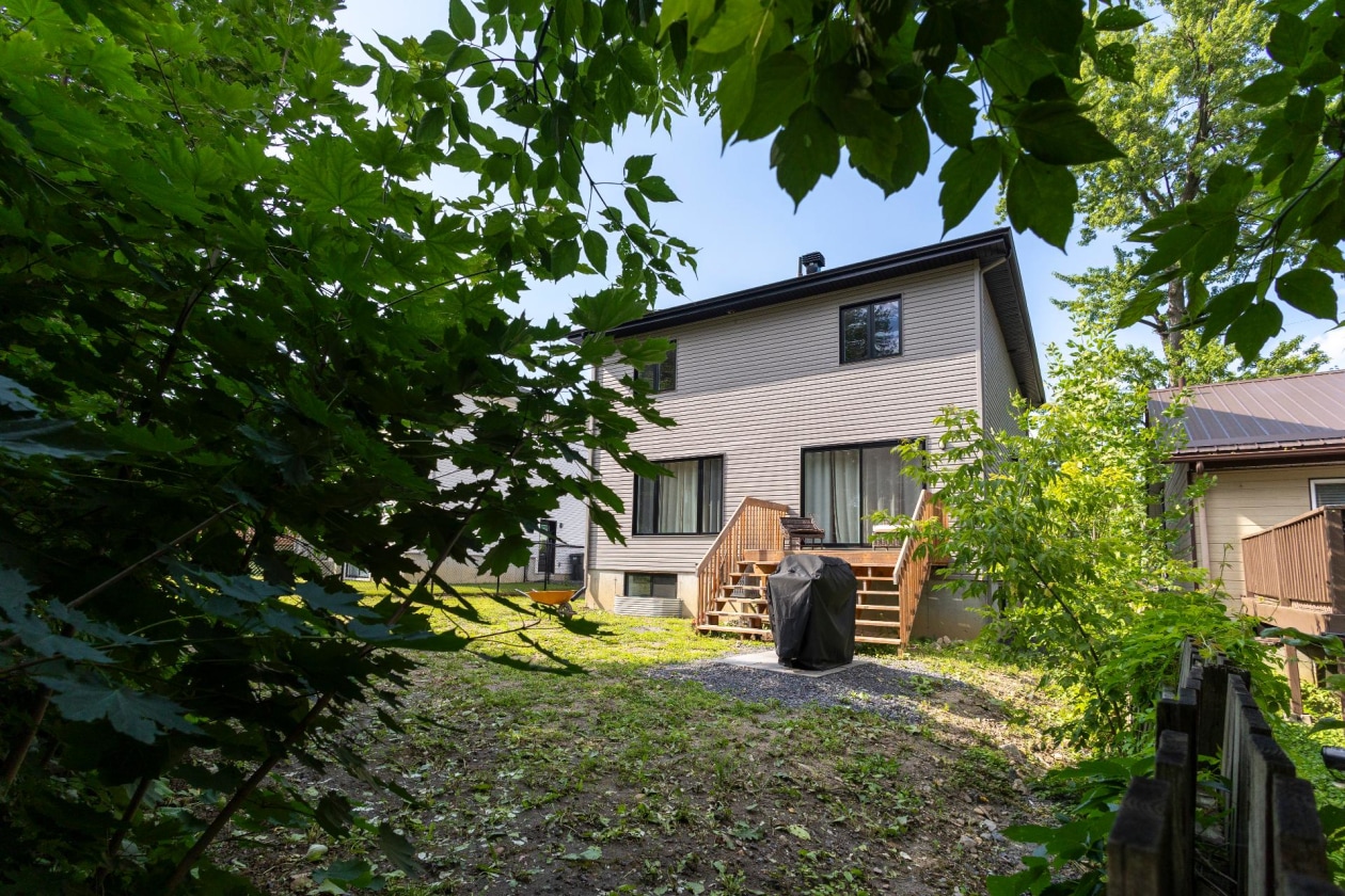 Cour — 30, Rue Dupont O., Châteauguay, J6J1G2, Châteauguay