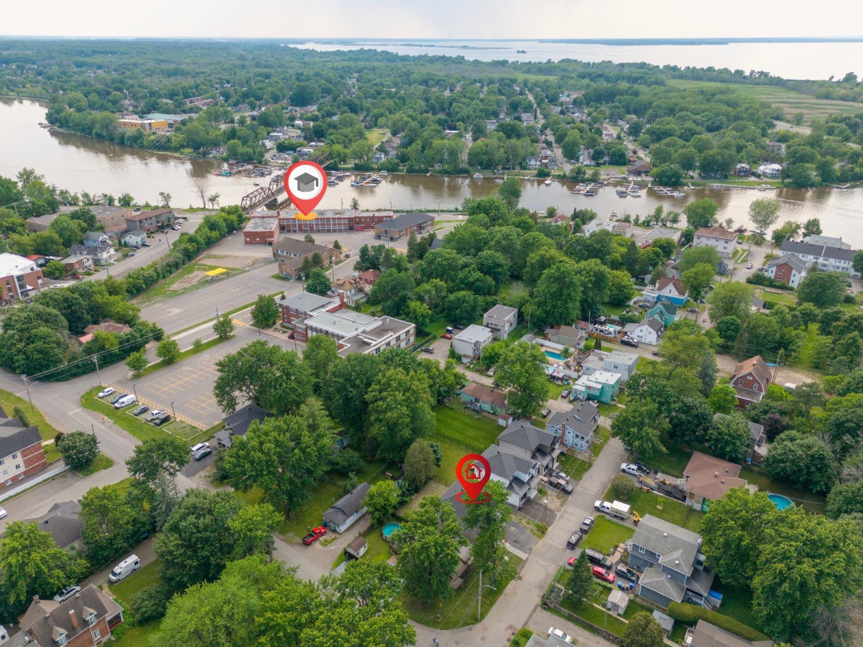 Photo aérienne — 30, Rue Dupont O., Châteauguay, J6J1G2, Châteauguay