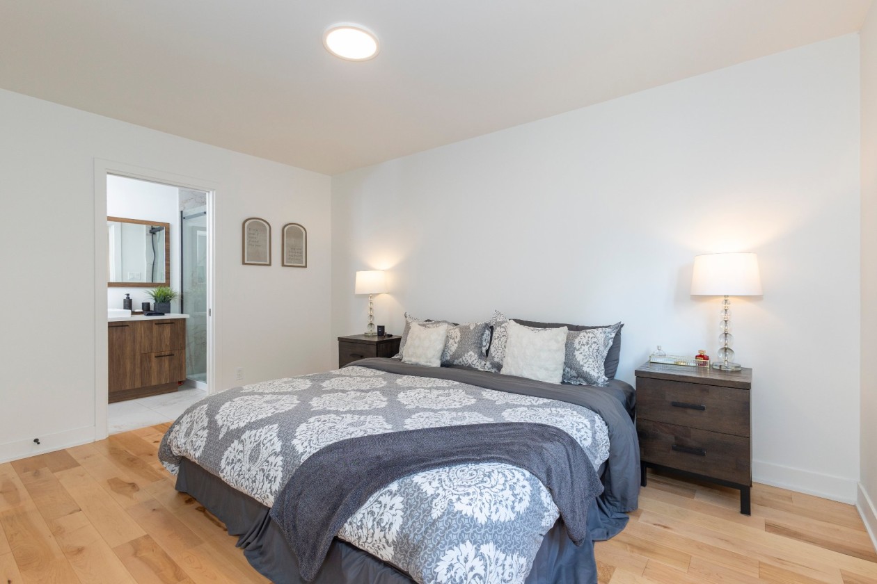 Chambre à coucher principale — 30, Rue Dupont O., Châteauguay, J6J1G2, Châteauguay